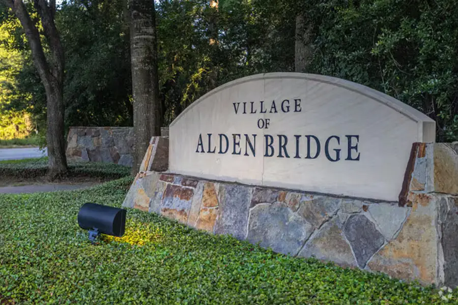 Village of Alden Bridge entrance monument in The Woodlands